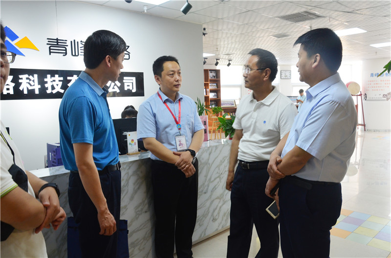 熱烈歡迎安陽(yáng)市委統(tǒng)戰(zhàn)部副部長(zhǎng)李春喜一行蒞臨我司參觀！